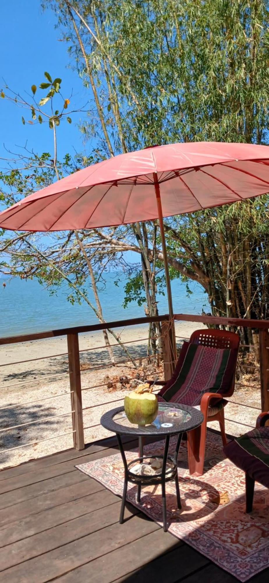 Dugong Koh Sukorn Hotel Ko Sukon Екстериор снимка