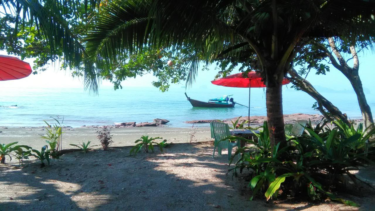 Dugong Koh Sukorn Hotel Ko Sukon Екстериор снимка